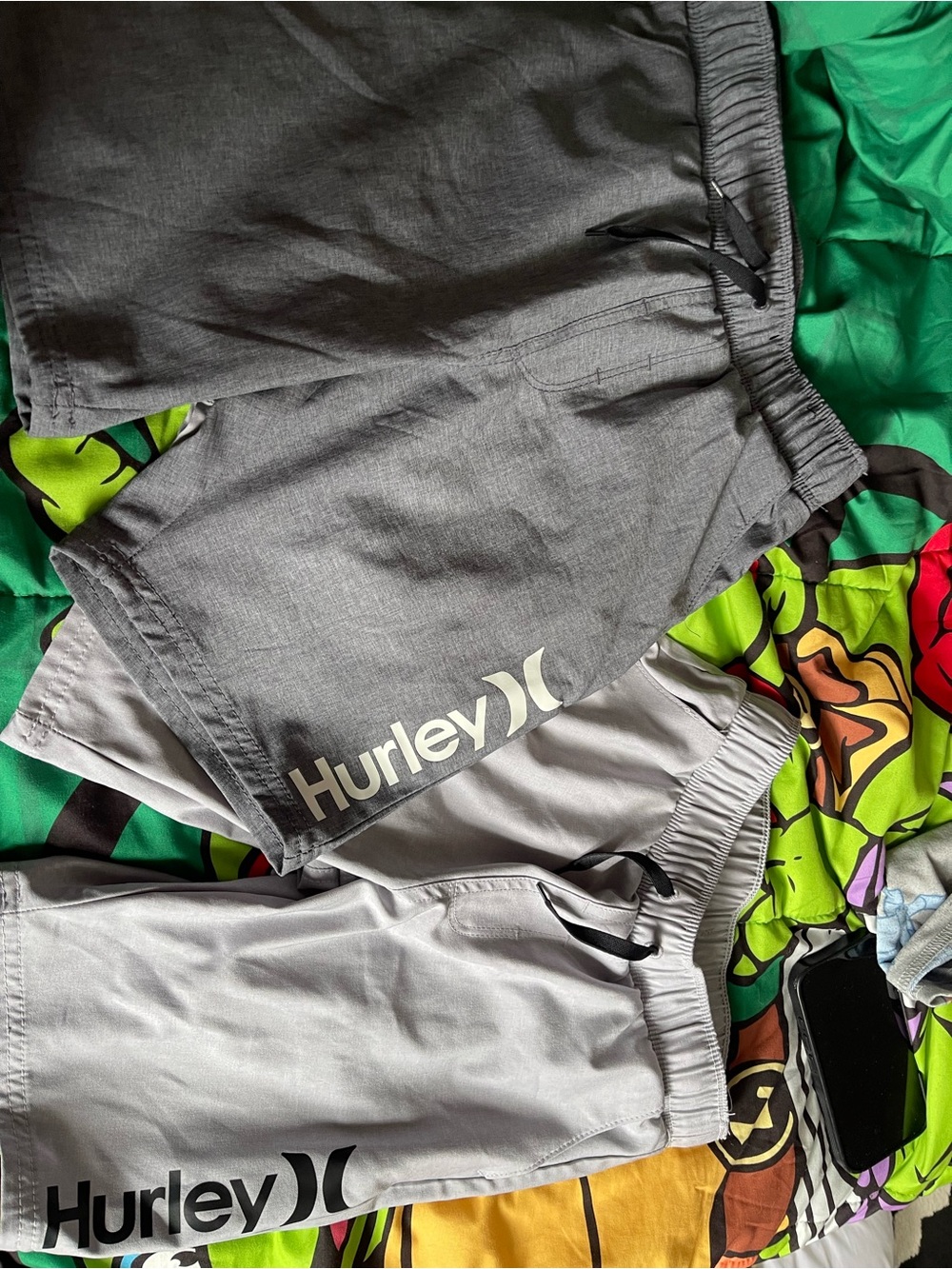 Set of 2 Hurley  Gray Elastic Waist Shorts 7/8. Never worn no tags
